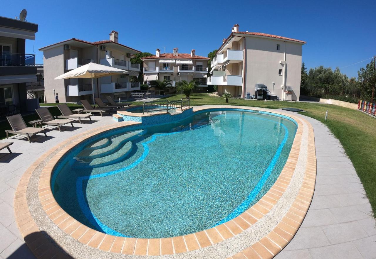 Finikas Garden Beach Resort Nikiti Extérieur photo