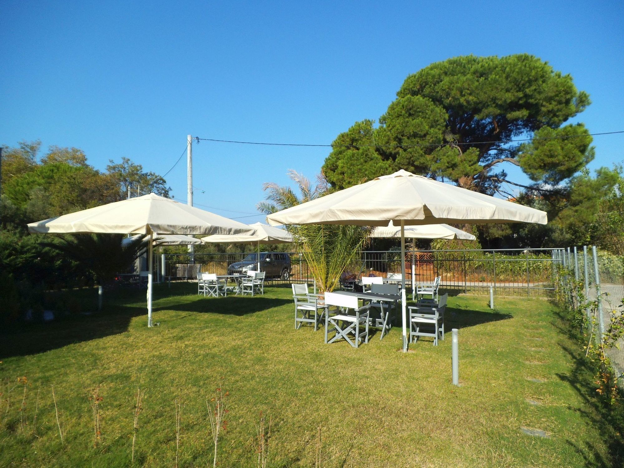 Finikas Garden Beach Resort Nikiti Extérieur photo