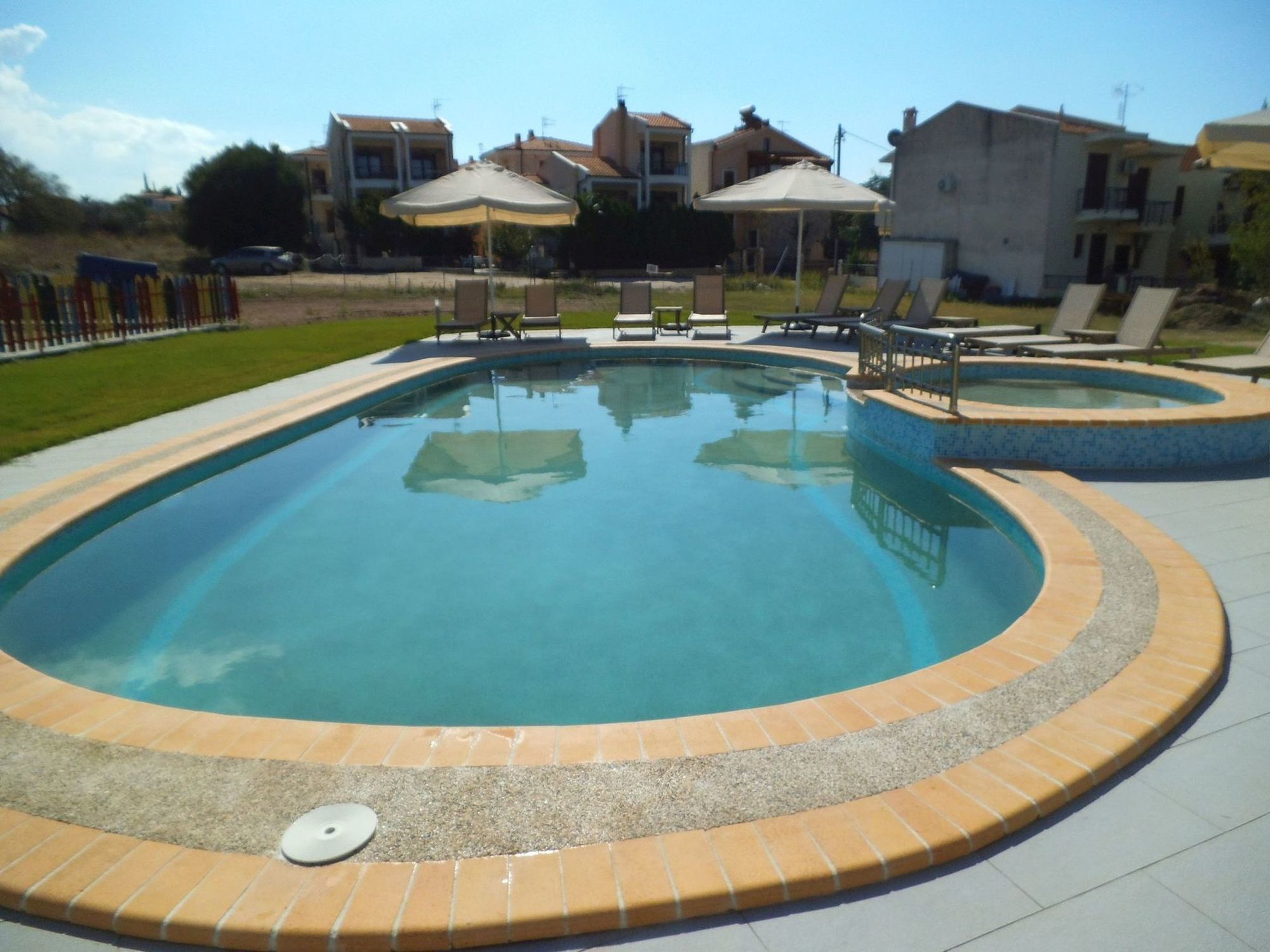 Finikas Garden Beach Resort Nikiti Extérieur photo